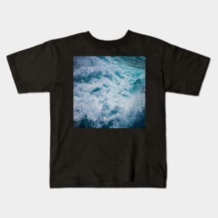 Waves crashing Kids T-Shirt